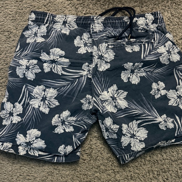 George Navy and White Patterned Shorts - Picture 8 of 10